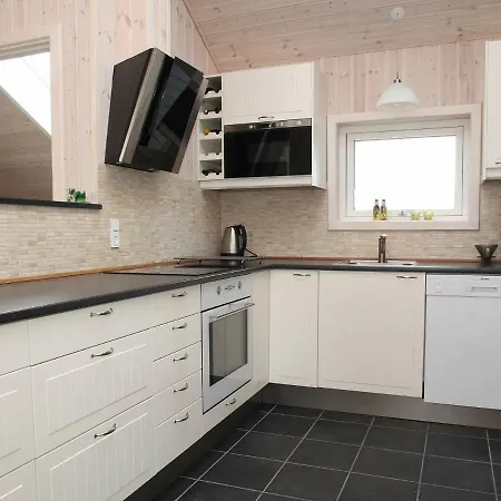 Three-bedroom In 40 Holiday home Lokken
